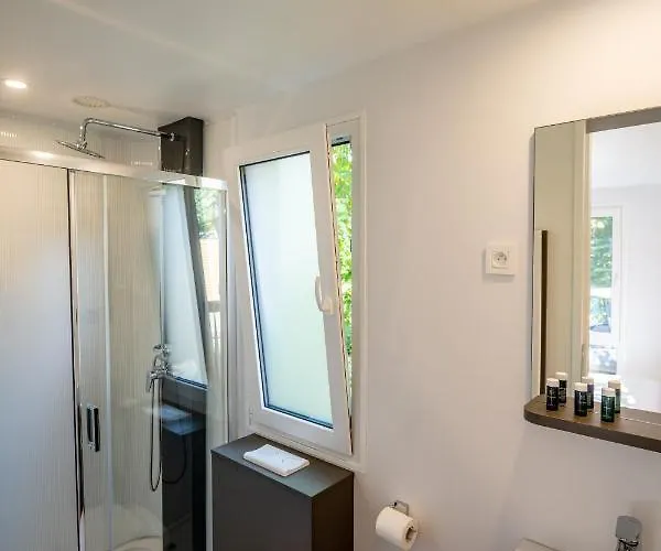 Urban Gardens 度假村 根特