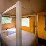 Urban Gardens Resort 4*