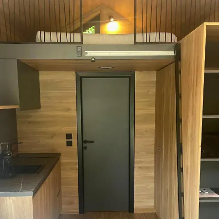 Urban Gardens Resort 4*