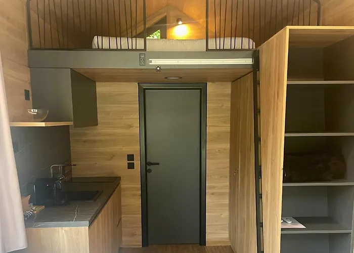 Urban Gardens Resort 4*