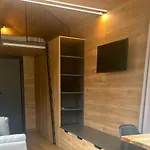 Urban Gardens 4*