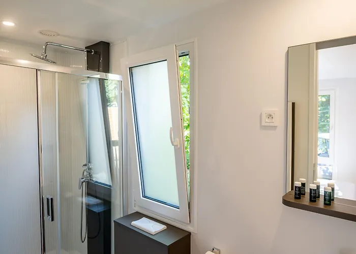 אתר נופש Urban Gardens 4*